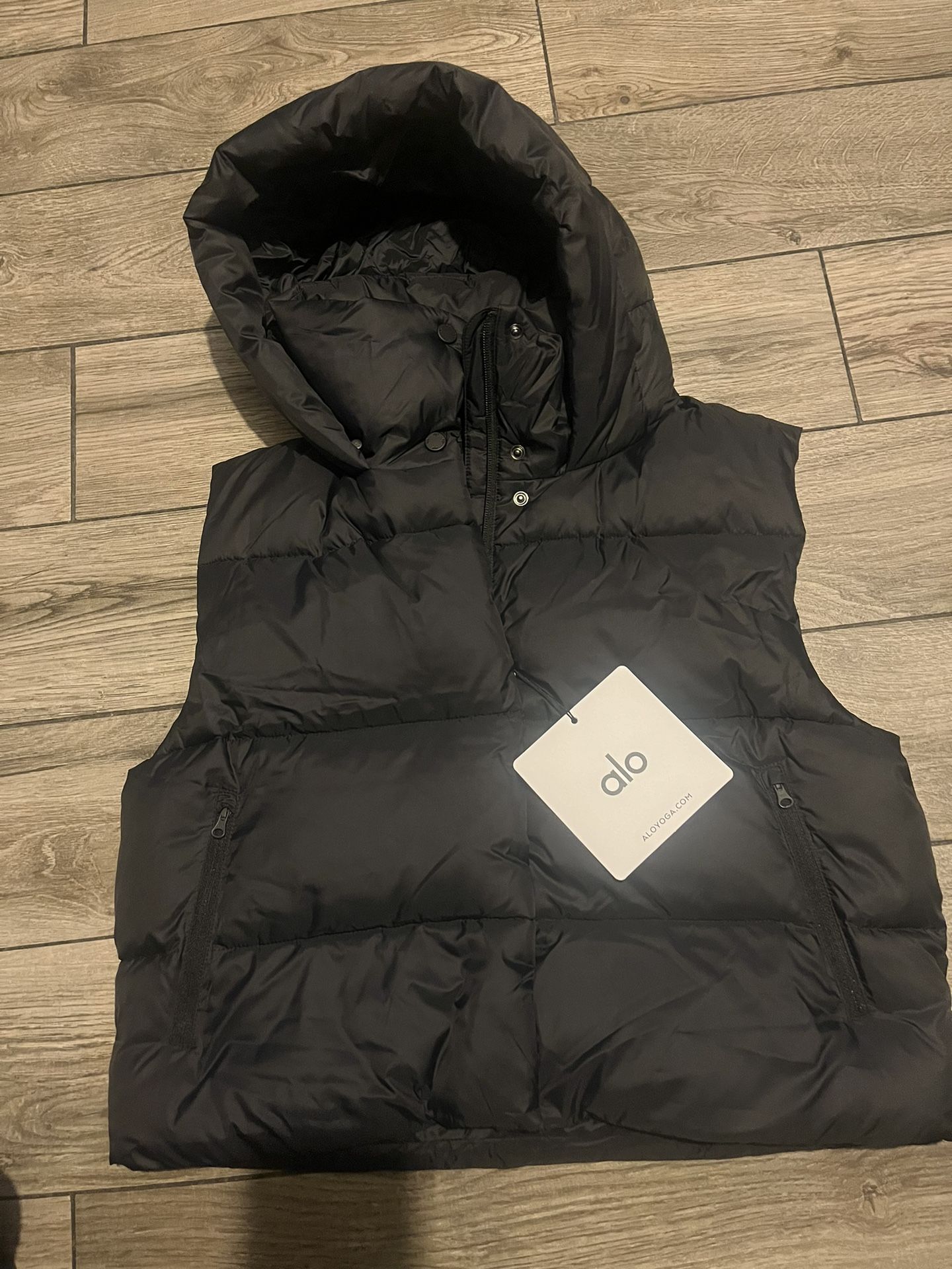 Alo Yoga Puffer Vest