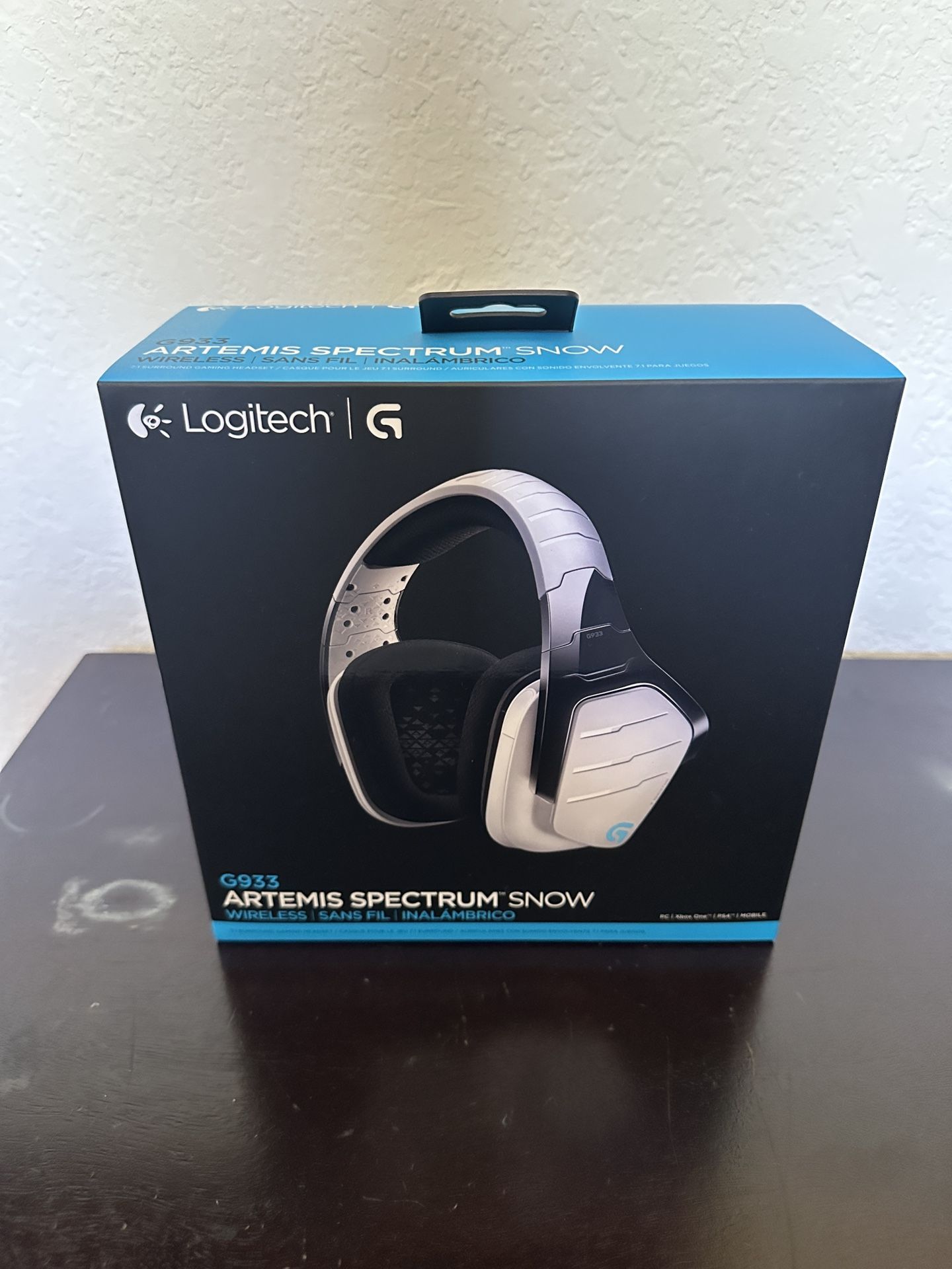 Wireless Gaming Headset, Logitech G933 Artemis Spectrum, Snow