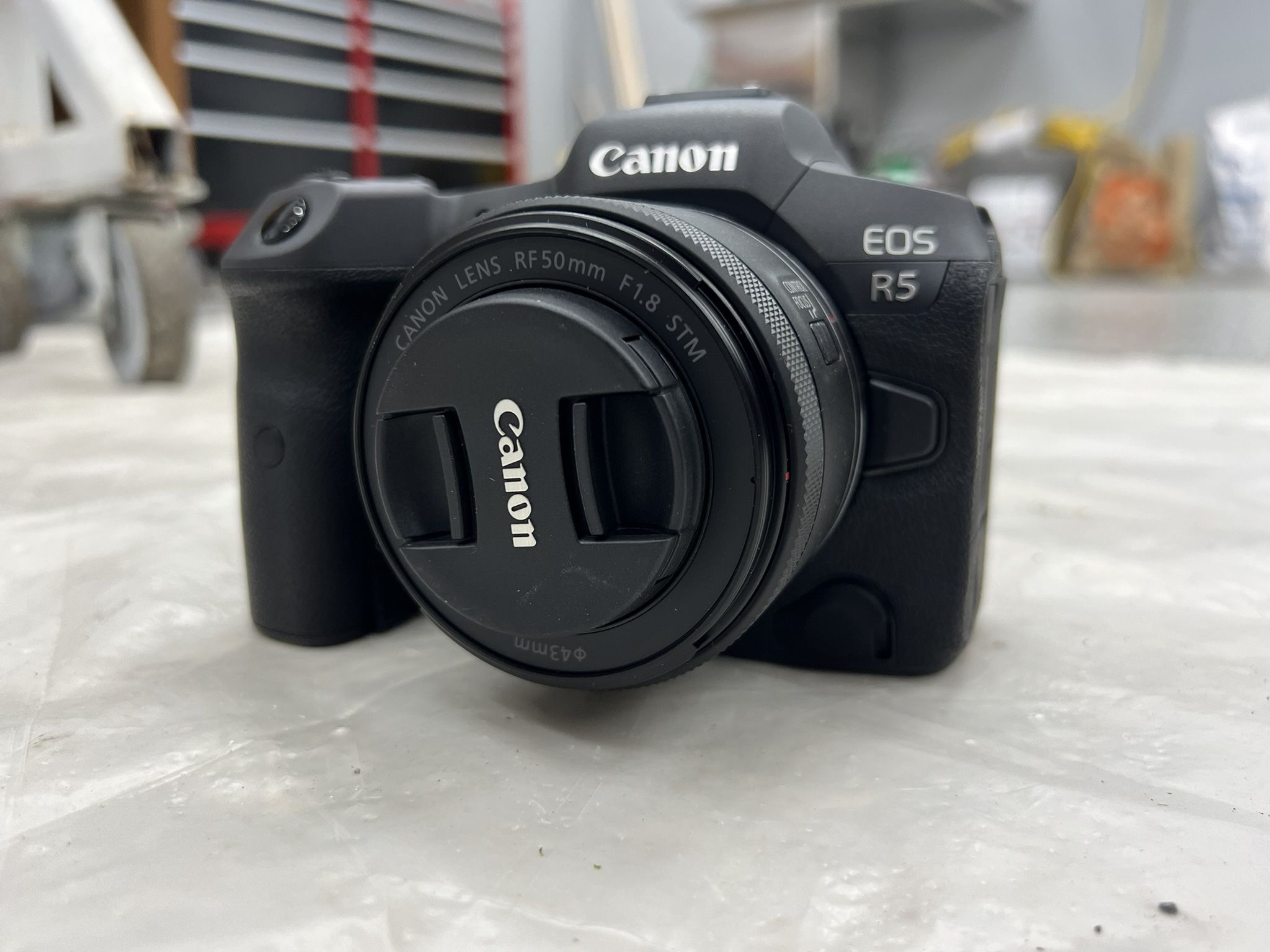 Pre-Owned Cannon EOS R5 Mirrorless Camera