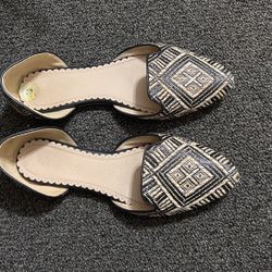 Restricted, Black And Skin , 9