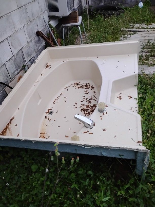 Florida Tub