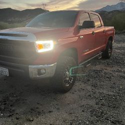 2016 Toyota Tundra CrewMax