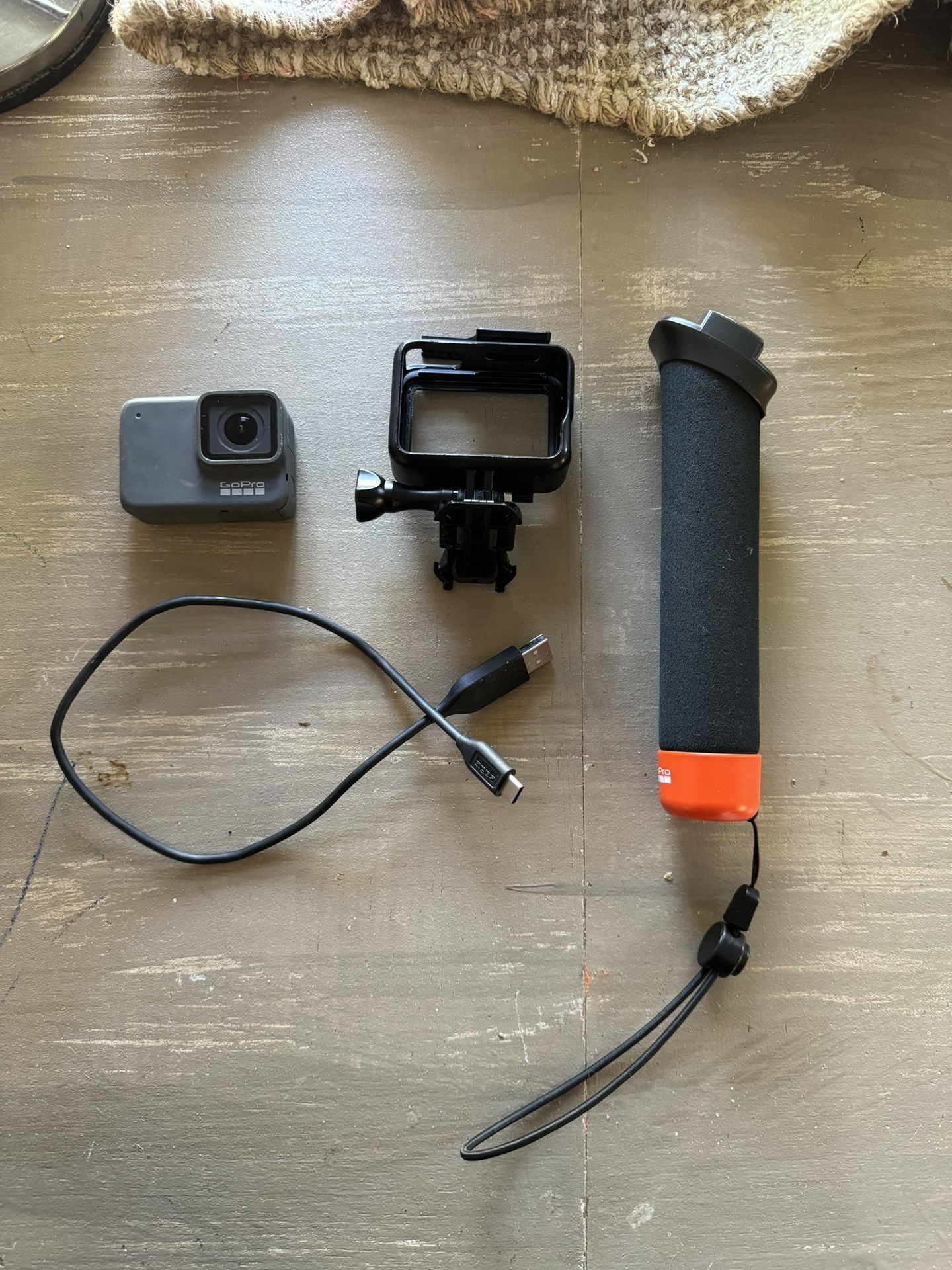 GoPro 7 Silver for Sale in Phoenix, AZ - OfferUp