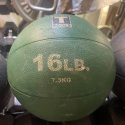 16 LB.   MEDICINE  BALL        ' ALSO HAVE  :  6s  8s  10s  12s  25s 