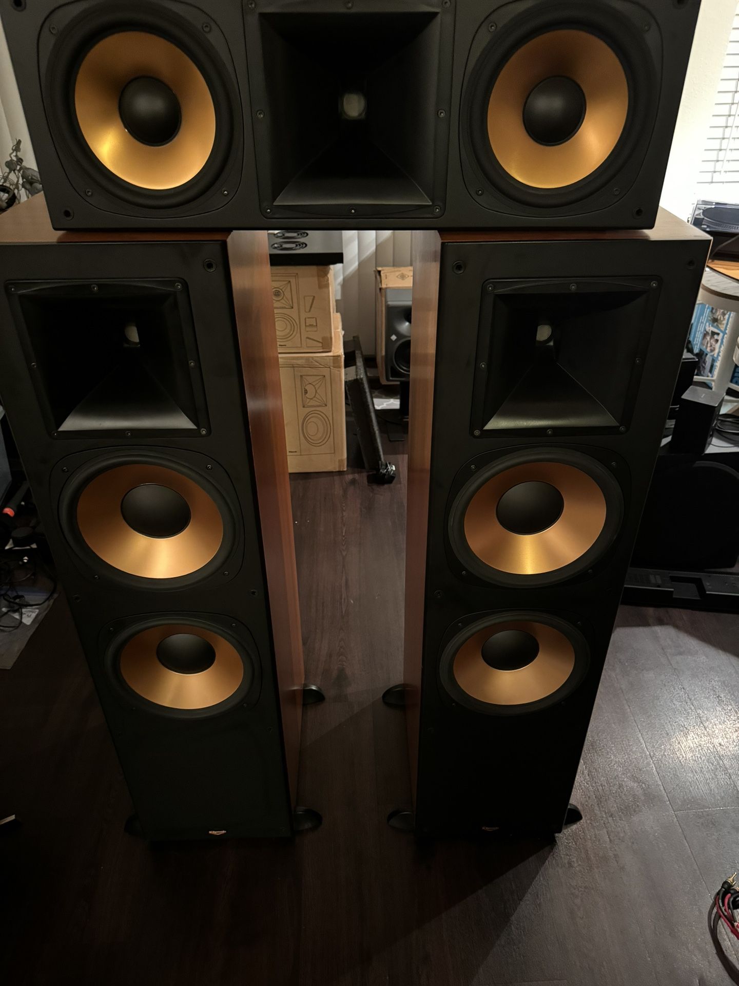 Klipsch RF7 Towers and RC7 Center Speakers Cherry 