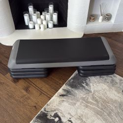 Workout Bench With 6 Risers 