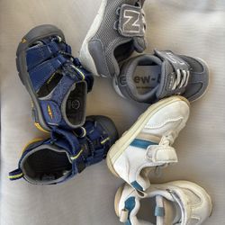 Kids Shoes Size 4 