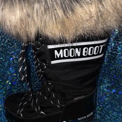 Moon Boots