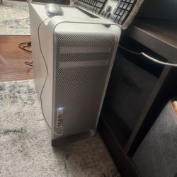 Mac Pro
As Parts With Keyboard And Mouse No Info