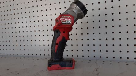 Milwaukee flashlight