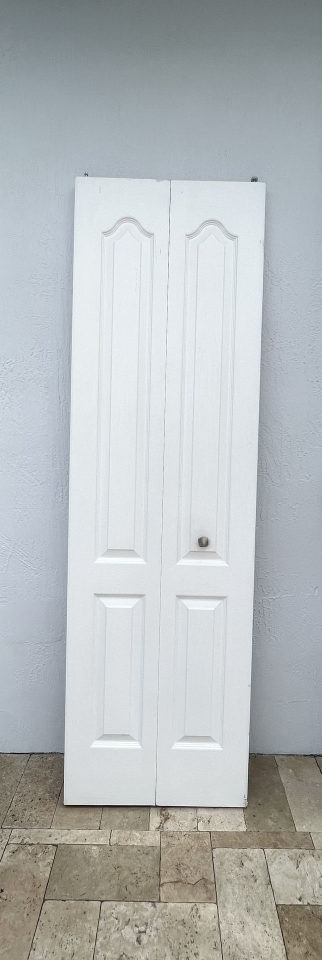 Puerta de clóset 24 X 80 (1) Closet door 24 X 80 (1)