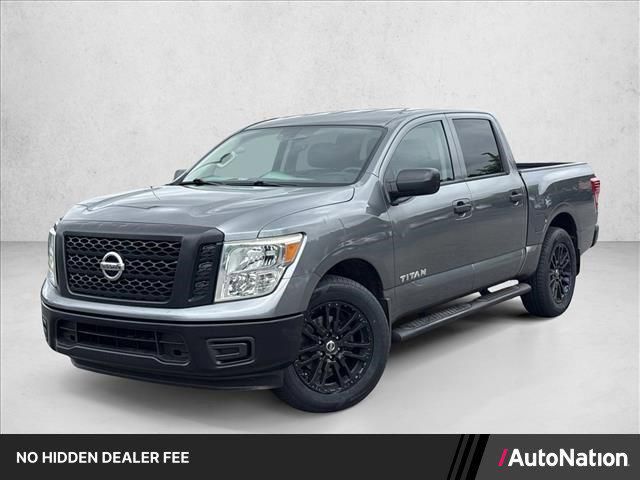 2017 Nissan TITAN