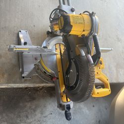 Dewalt Sliding Miter Saw 