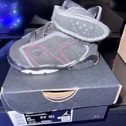 Jordan Toddler Size 5C