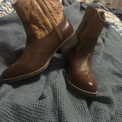 Size 8 Boots 