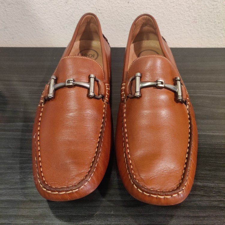 1901 Men's Brown Leather Marco Driving Shoes 9.5 Horsebit Moccasins. Excellent condition. Hand Stitched made in Brazil.