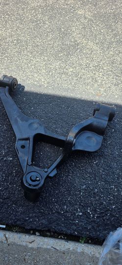 Control arm for GM trucks and SUV