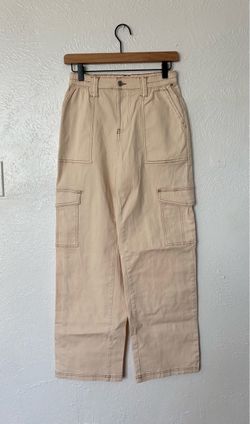 No boundaries women’s beige cargo pants size XS