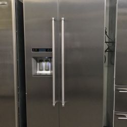 KITCHEN AID 36”WIDE BUILT IN SIDE BY SIDE SATAINLESS STEEL REFRIGERATOR 