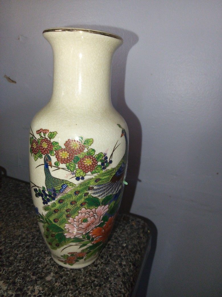 Vintage 7 Inch High Japanese Vase