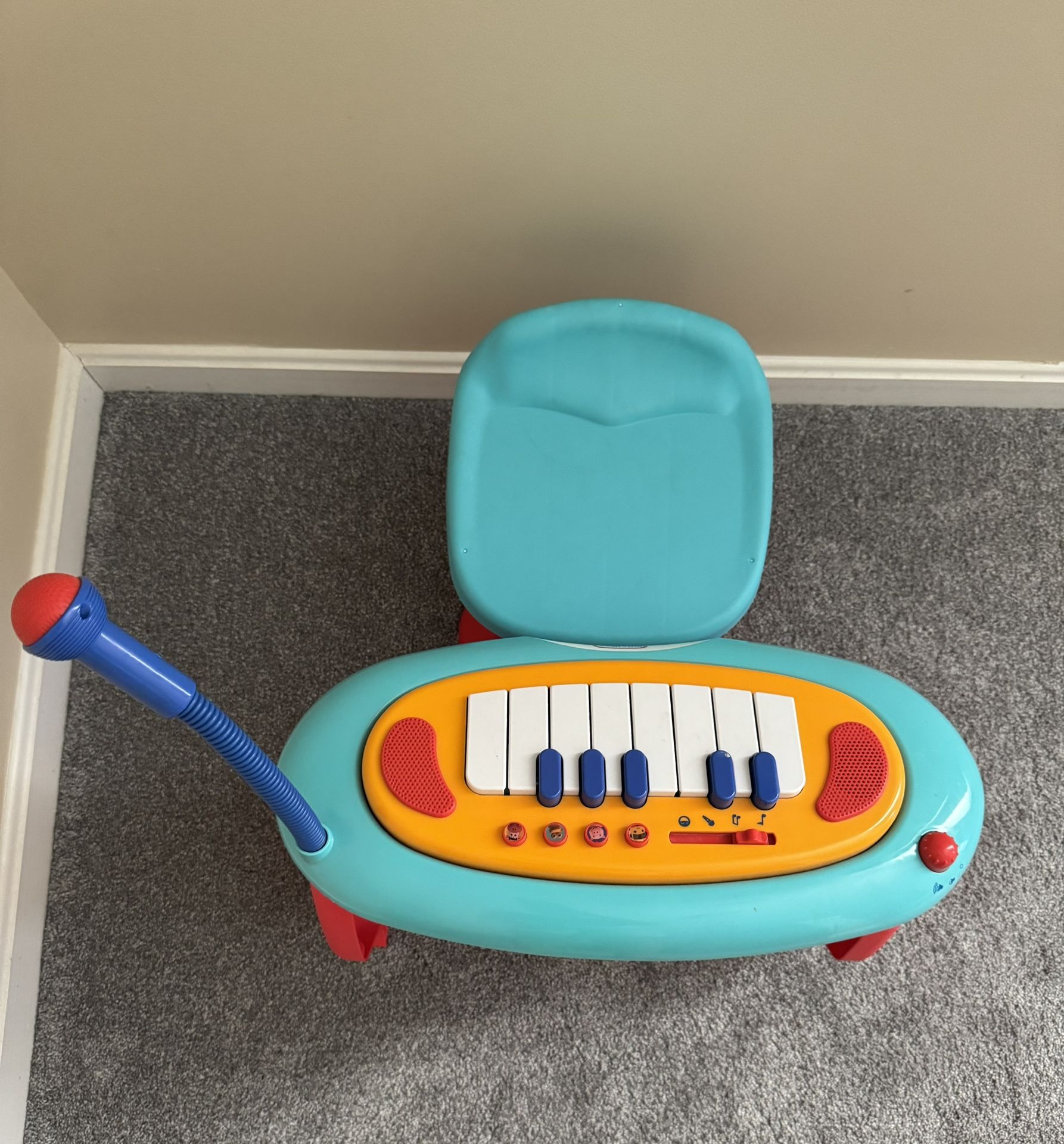 Little Tikes Little Baby Bum Sing-A-Long Piano