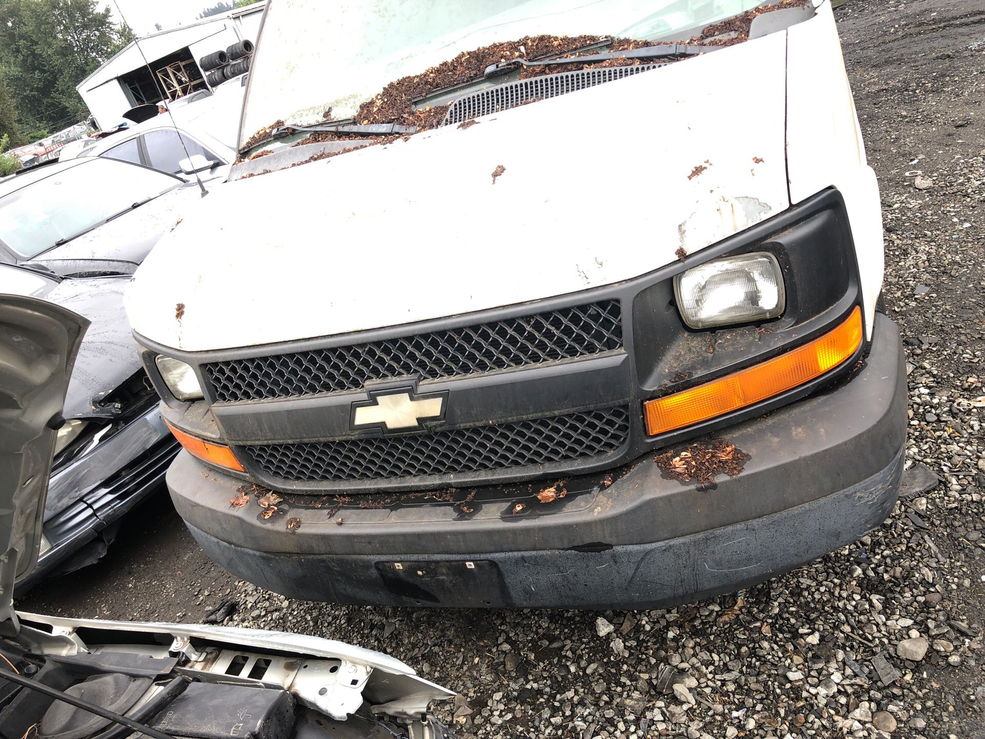 2003 Chevy express 1500 parting out