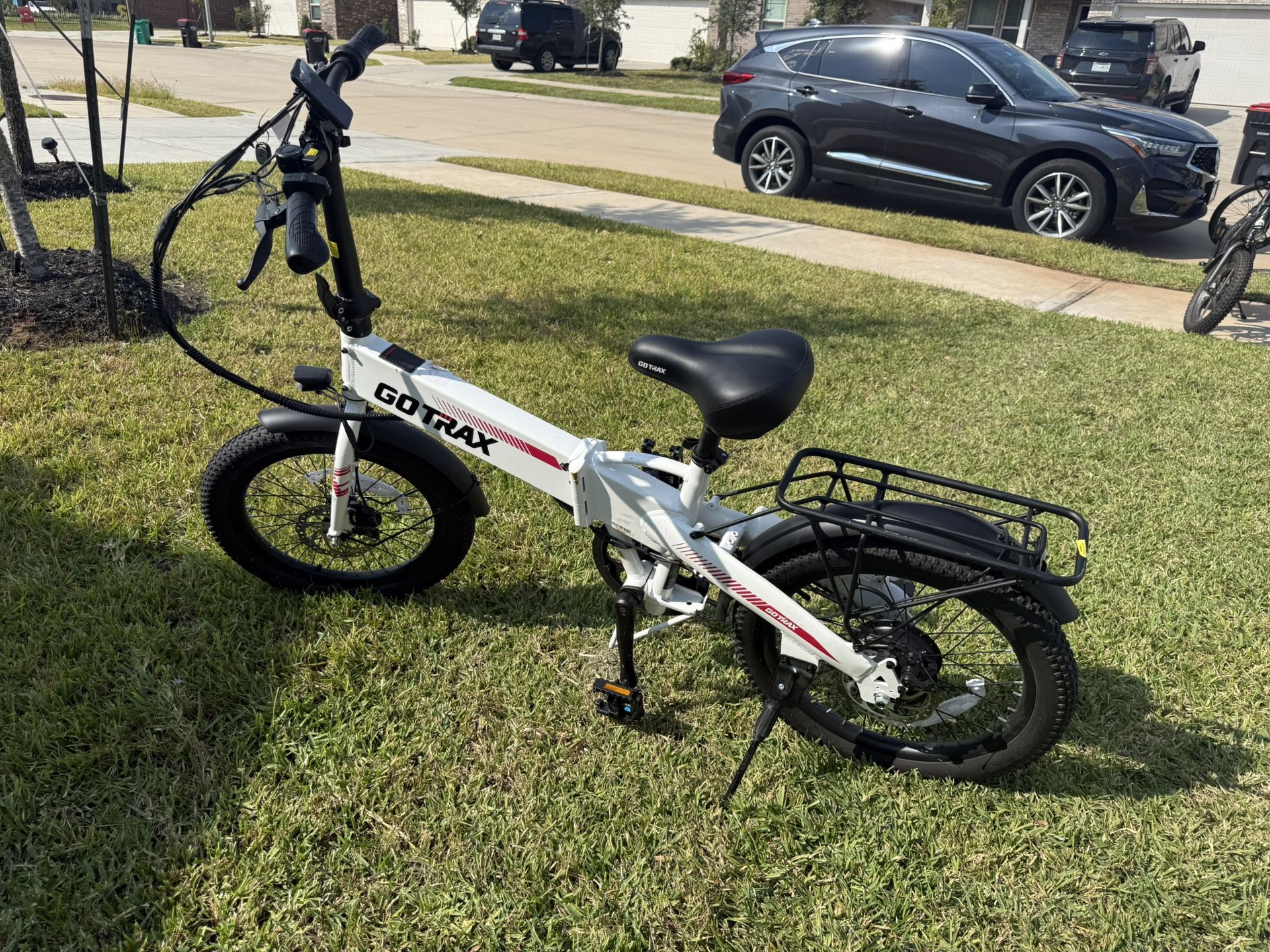 Gotrax R1 Folding Electric Bike