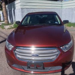 2014 Ford Taurus