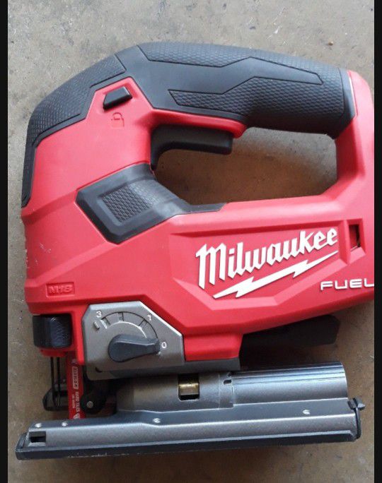 Milwaukee M18 Fuel Jigsaw