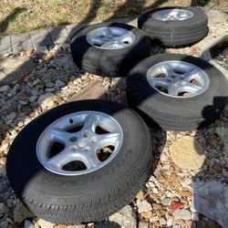 Jeep Cherokee XJ Wheels and Tires