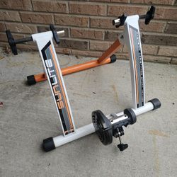 SUNLITE Indoor Bike Trainer Folding Stand