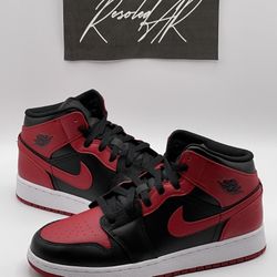 GS Jordan 1 Mid ‘Banned’