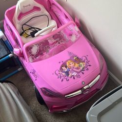 Brand New/ Never Used Mercedes Toy Car 