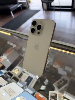 iPhone 16 Pro 128gb Unlocked 90% Battery Health