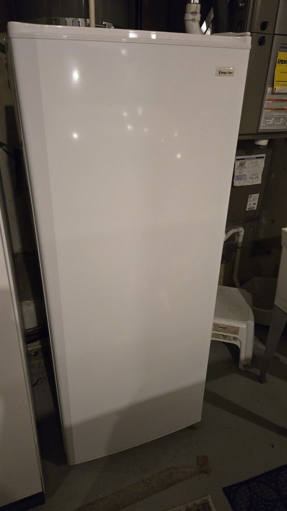 Magic Chef Upright Freezer - 8.5 cubic feet