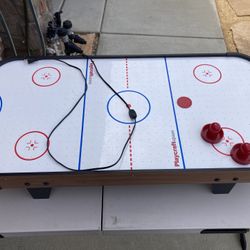 Air Hockey Table