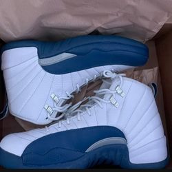 Air Jordan Retro 12 French blue 2016 Size 8