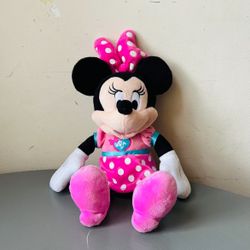 Minnie Mouse Talks & Sings Plush Toy 