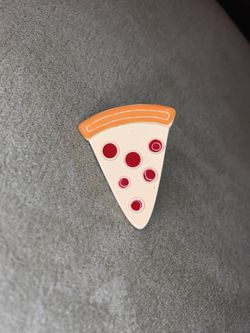 Pizza enamel pin