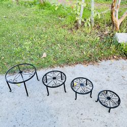 Set of 4 Metal Rust Resistant Plant Flower Stand for Indoor Outdoor New Condition
