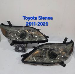 Toyota Sienna 2011-2020 Headlights