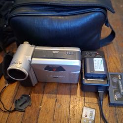 Sharp Hi 8 Camcorder 