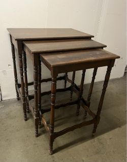 Vintage Oak Nesting Table Set of 3