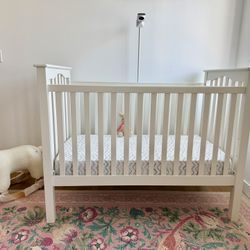Excellent Condition Pottery Barn Kids Kendall Crib And PBK Mattress