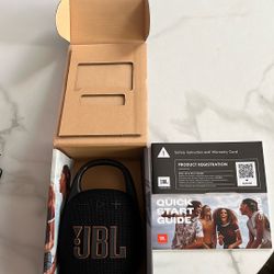 JBL Clip 5
