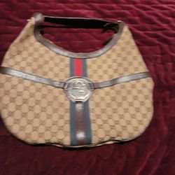 Gucci Beige Hobo Shoulder Bag 