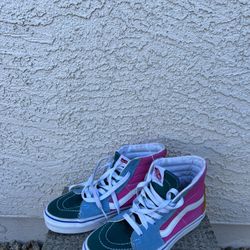 VANS World’s #1 Shoes 