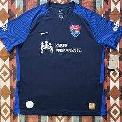 NIKE Dry Fit Slim Fit NWSL 2022 San Diego Wave FC Soto #22 Jersey Men’s XL NWT