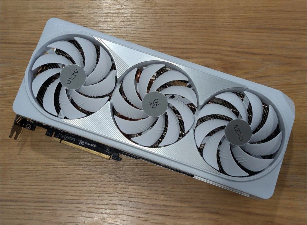 Gigabyte 4080super Aero