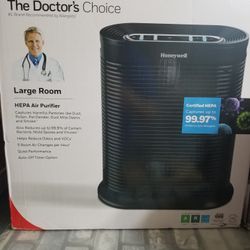 Honeywell HPA201TGT True HEPA Air Purifier Black Brand new Retail Price: $204.99+tax